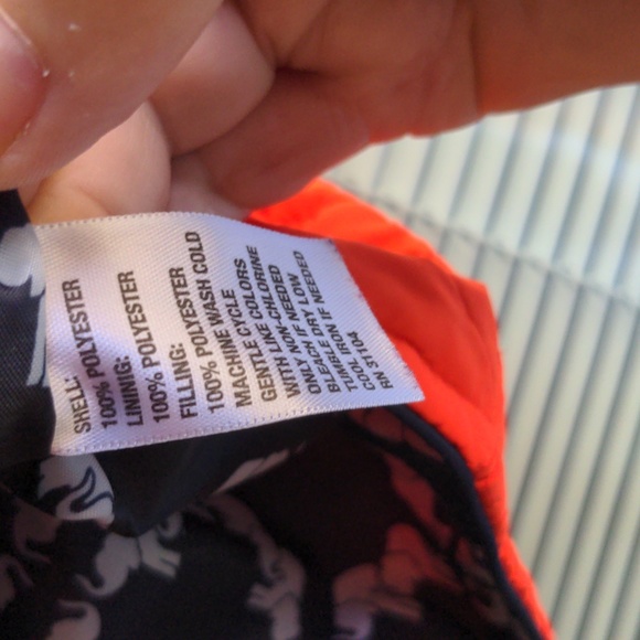 Crown & Ivy Puffer Vest Elephant Design Lining Zippered 2 Pockets Size S - Picture 7 of 7